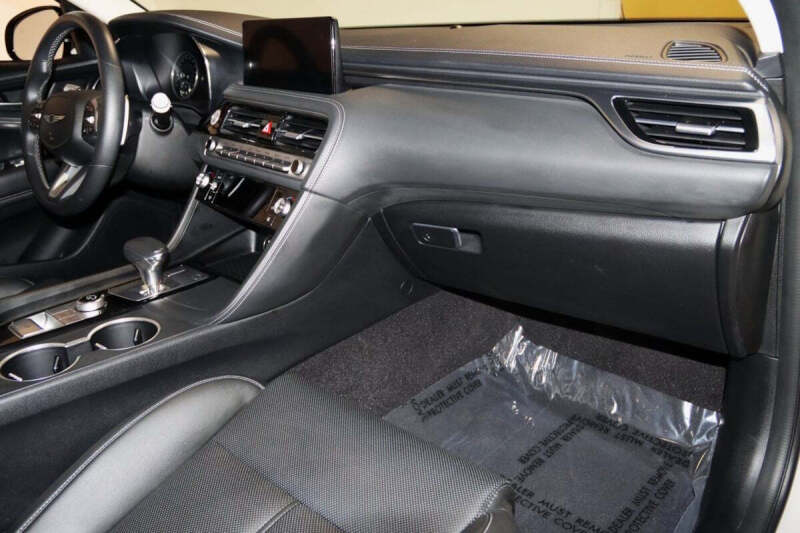2025 Genesis G70