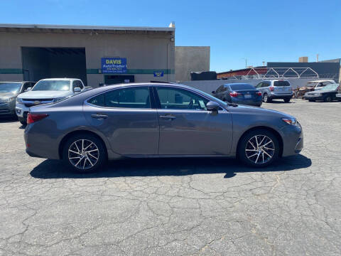 2017 Lexus ES 350