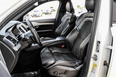 2016 Volvo XC90 T8 eAWD R-Design