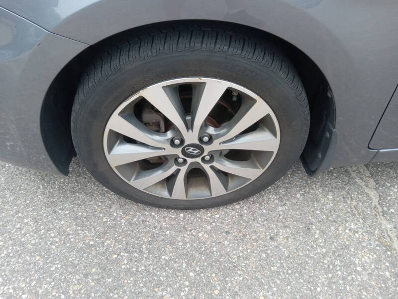 2017 Hyundai Accent Value Edition