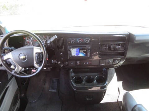 2017 Chevrolet Express 2500