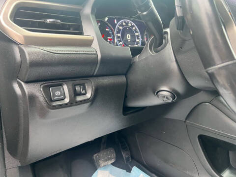 2020 GMC Acadia Denali