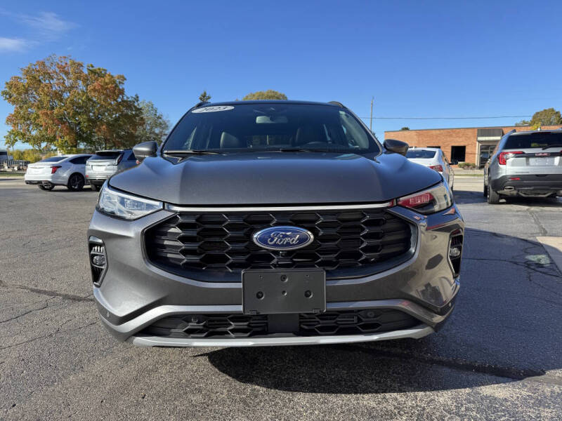 2023 Ford Escape ST-Line Elite