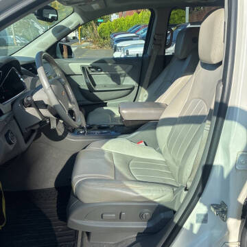 2015 Chevrolet Traverse LTZ