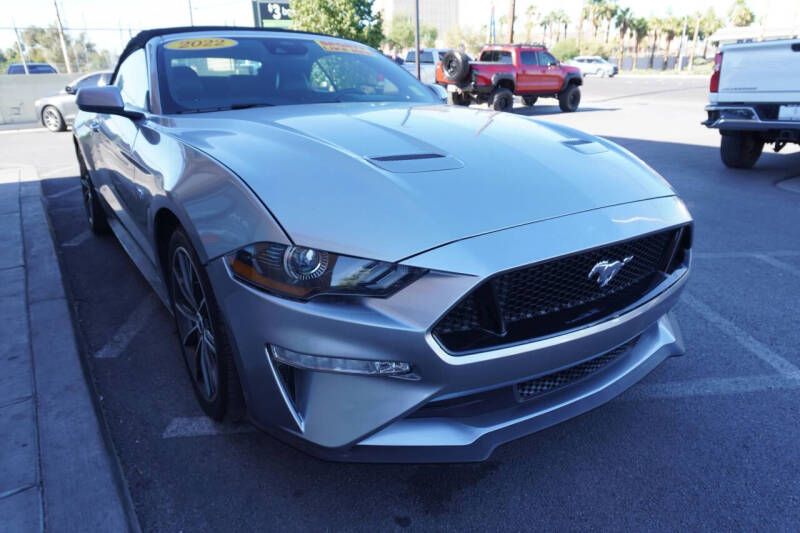 2022 Ford Mustang