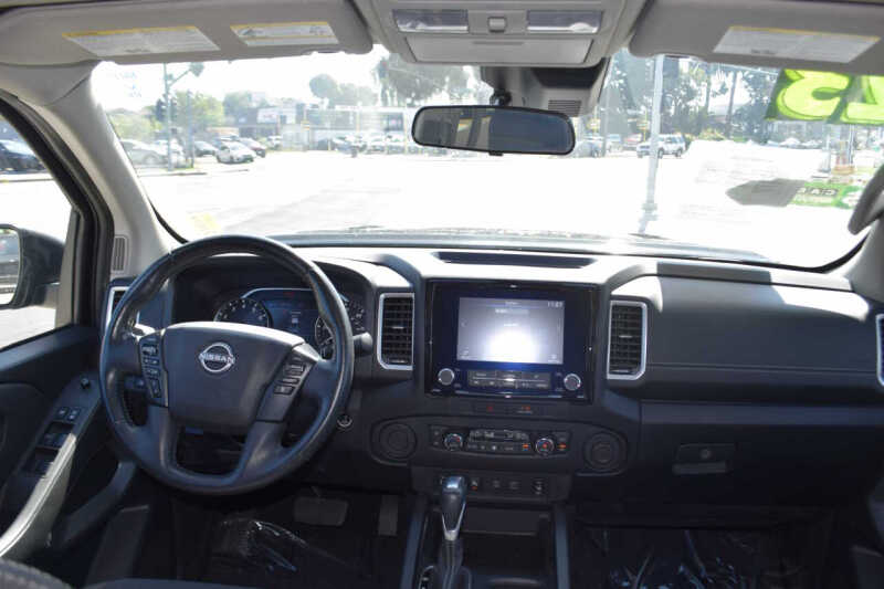 2023 Nissan Frontier