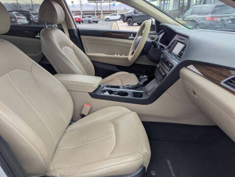 2017 Hyundai Sonata Hybrid