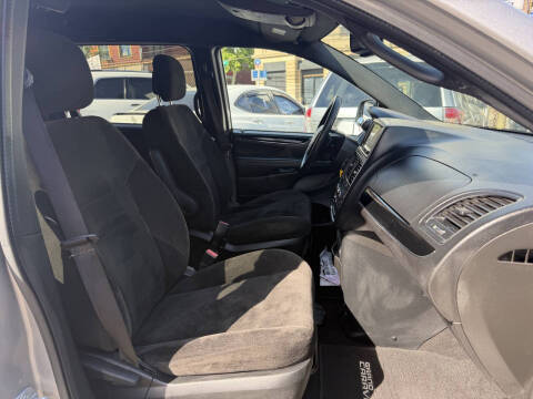 2016 Dodge Grand Caravan American Value Package