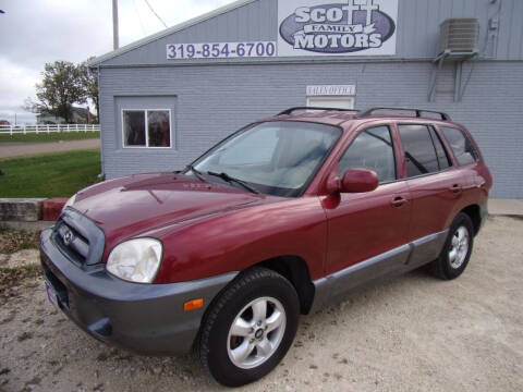 2005 Hyundai Santa Fe for sale at SCOTT FAMILY MOTORS in Springville IA