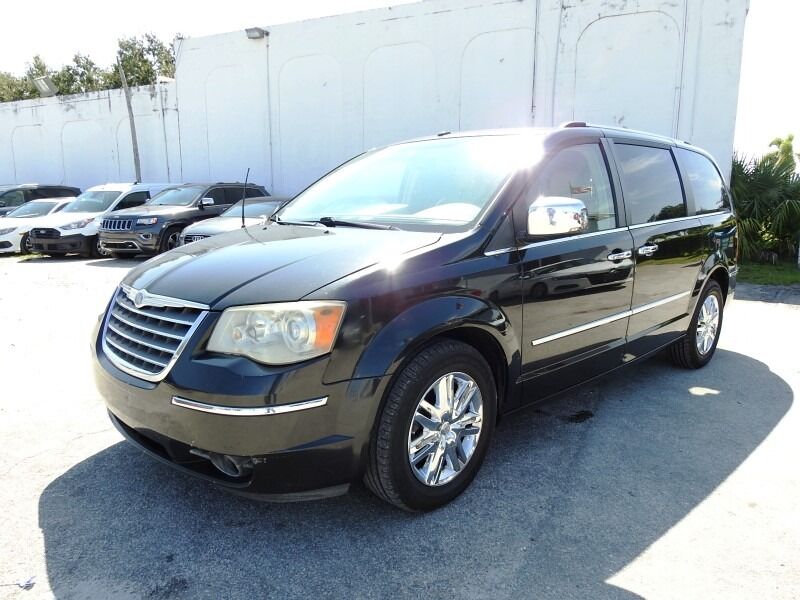 2008 CHRYSLER Town and Country Minivan - $5,500