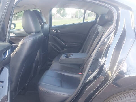 2017 Mazda MAZDA3 Touring