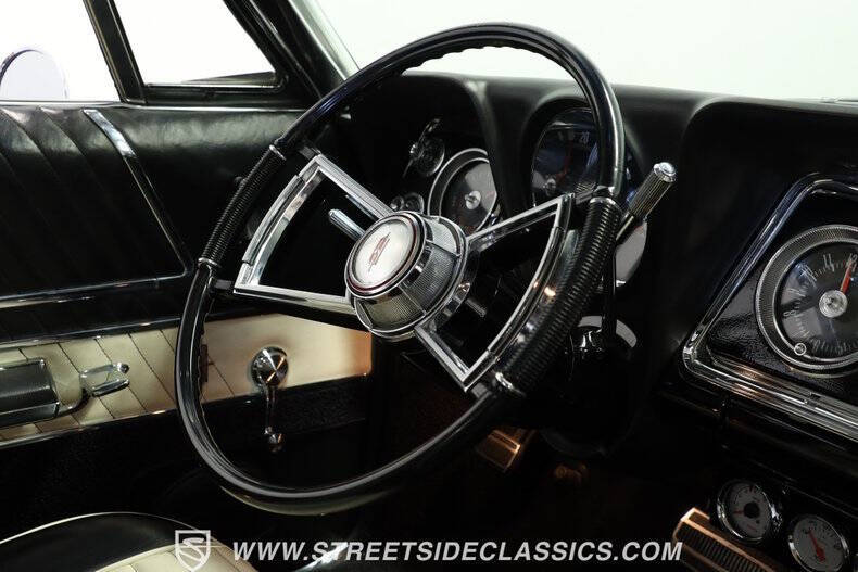 1966 Oldsmobile Starfire