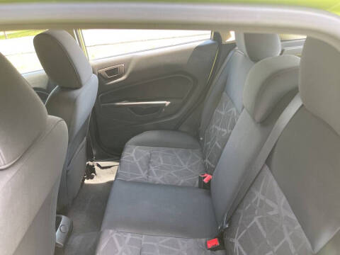 2011 Ford Fiesta SE
