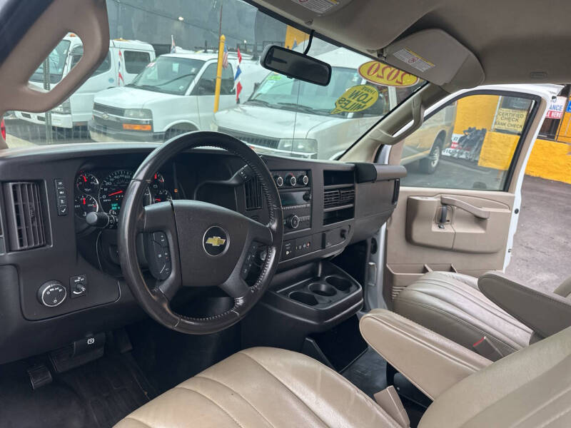 2020 Chevrolet Express 2500