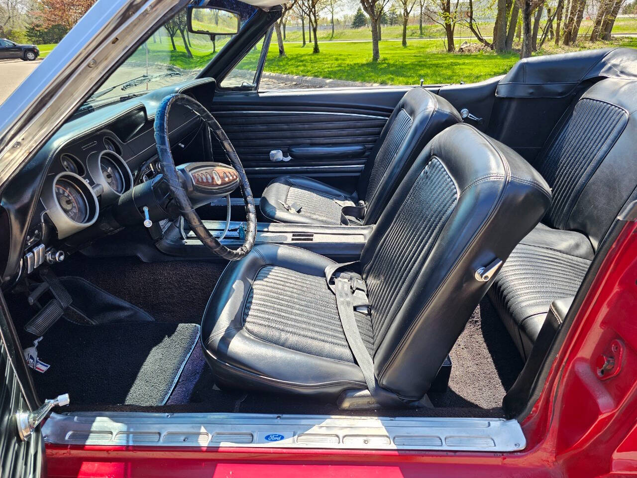 1968 Ford Mustang 37