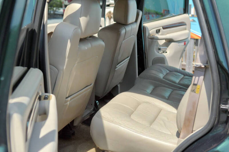 2002 Cadillac Escalade