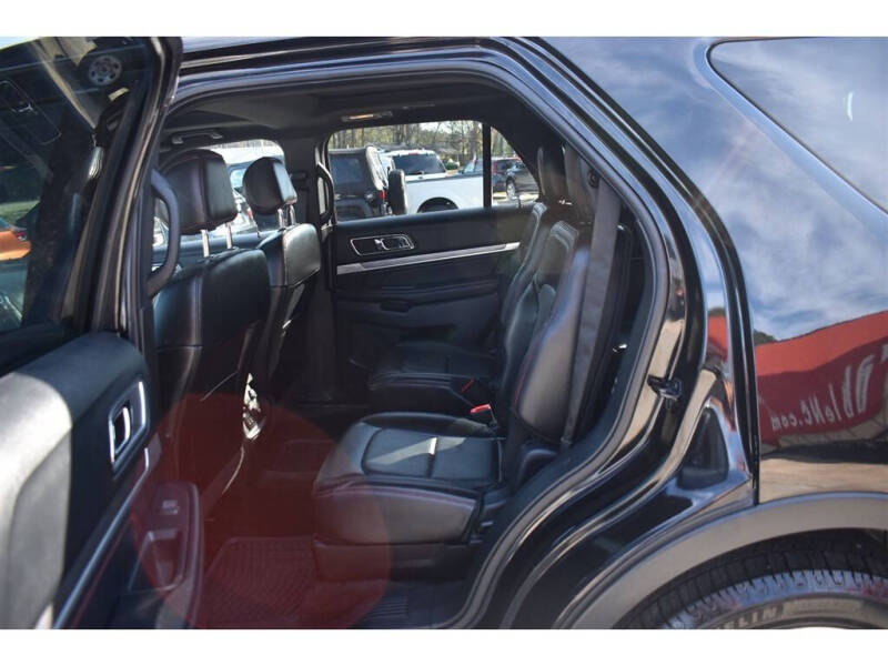 2017 Ford Explorer Sport