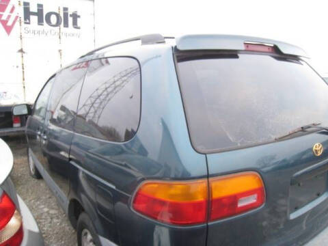 1998 Toyota Sienna LE