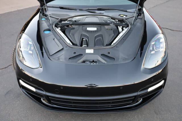 2019 Porsche Panamera