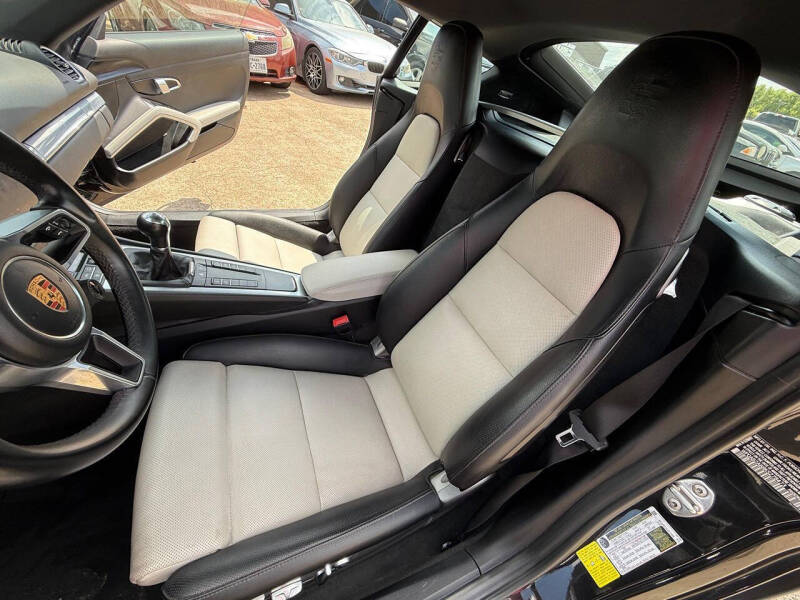 2019 Porsche 718 Cayman S