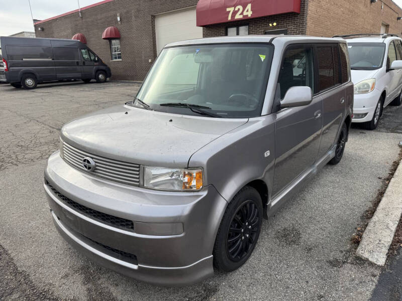 2005 Scion xB for sale at AUTOSAVIN in Villa Park IL