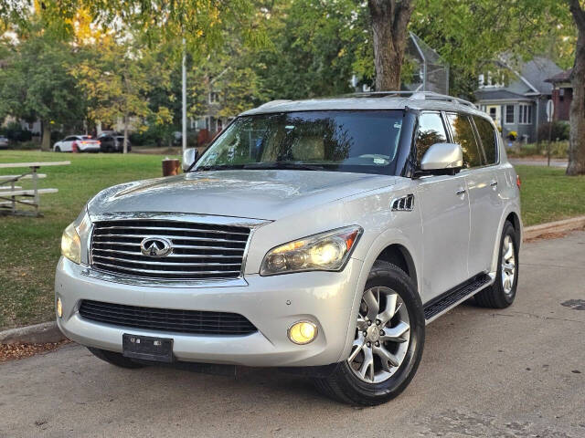 2012 INFINITI QX56 for sale at Quantum Auto Co in Plainfield, IL