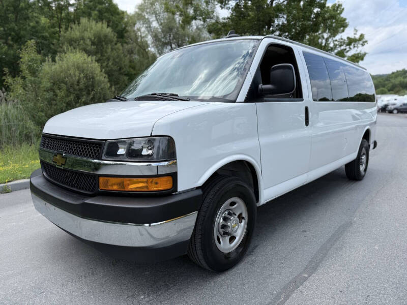 2024 Chevrolet Express LT 3500