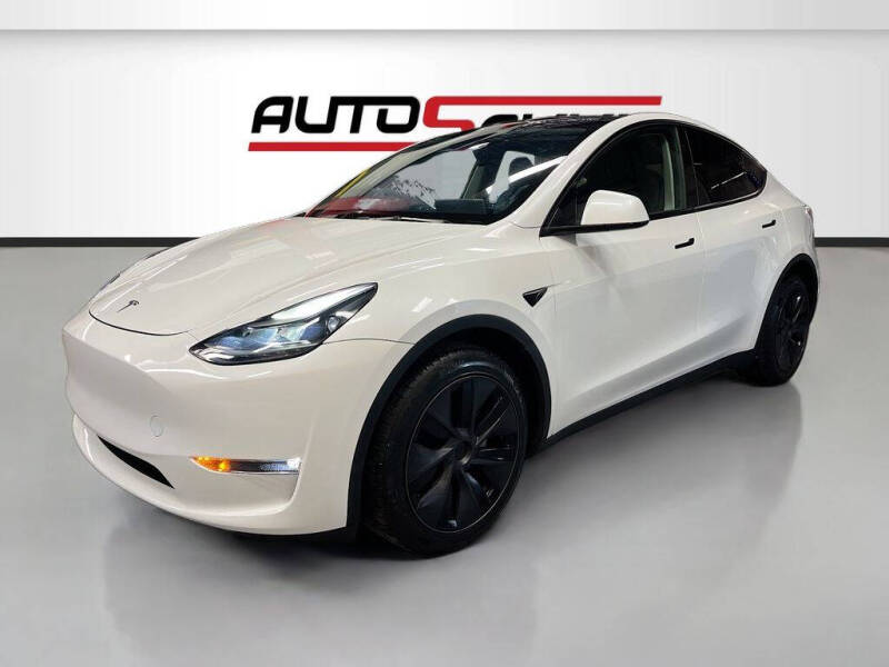 2025 Tesla Model Y Long Range
