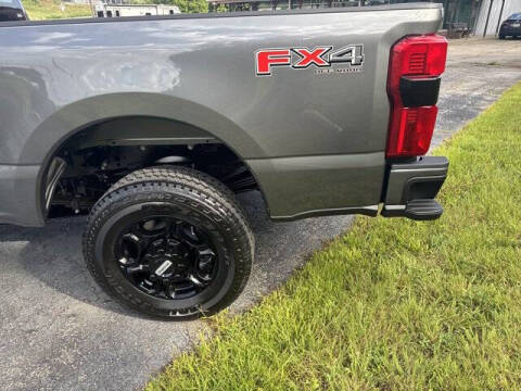 2025 Ford F-350 Super Duty XL