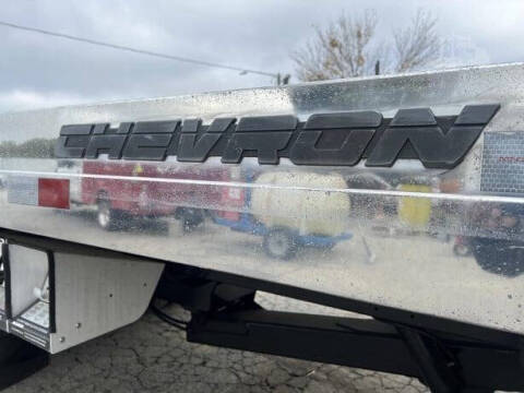 2009 Peterbilt 335