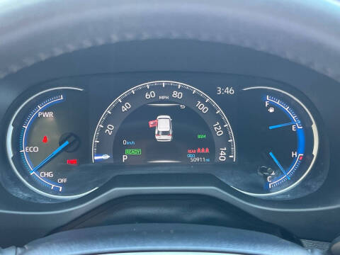 2023 Toyota RAV4 Hybrid SE