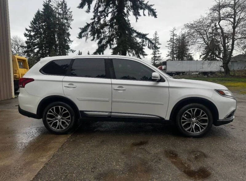 2016 Mitsubishi Outlander