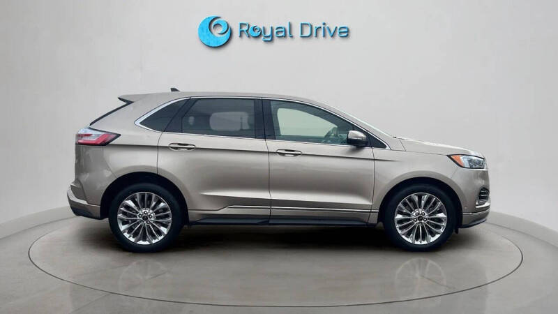 2021 Ford Edge Titanium