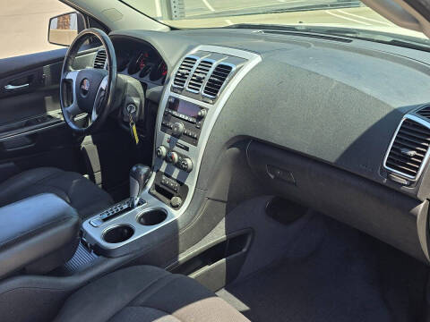 2011 GMC Acadia SLE