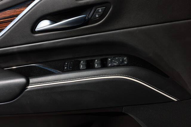 2023 Cadillac Escalade ESV Luxury