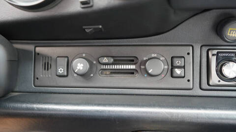 1991 Porsche 911 Carrera 2