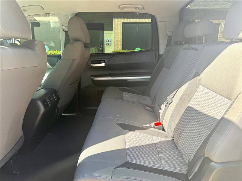 2017 Toyota Tundra SR5