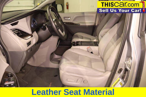 2017 Toyota Sienna XLE Premium 8-Passenger