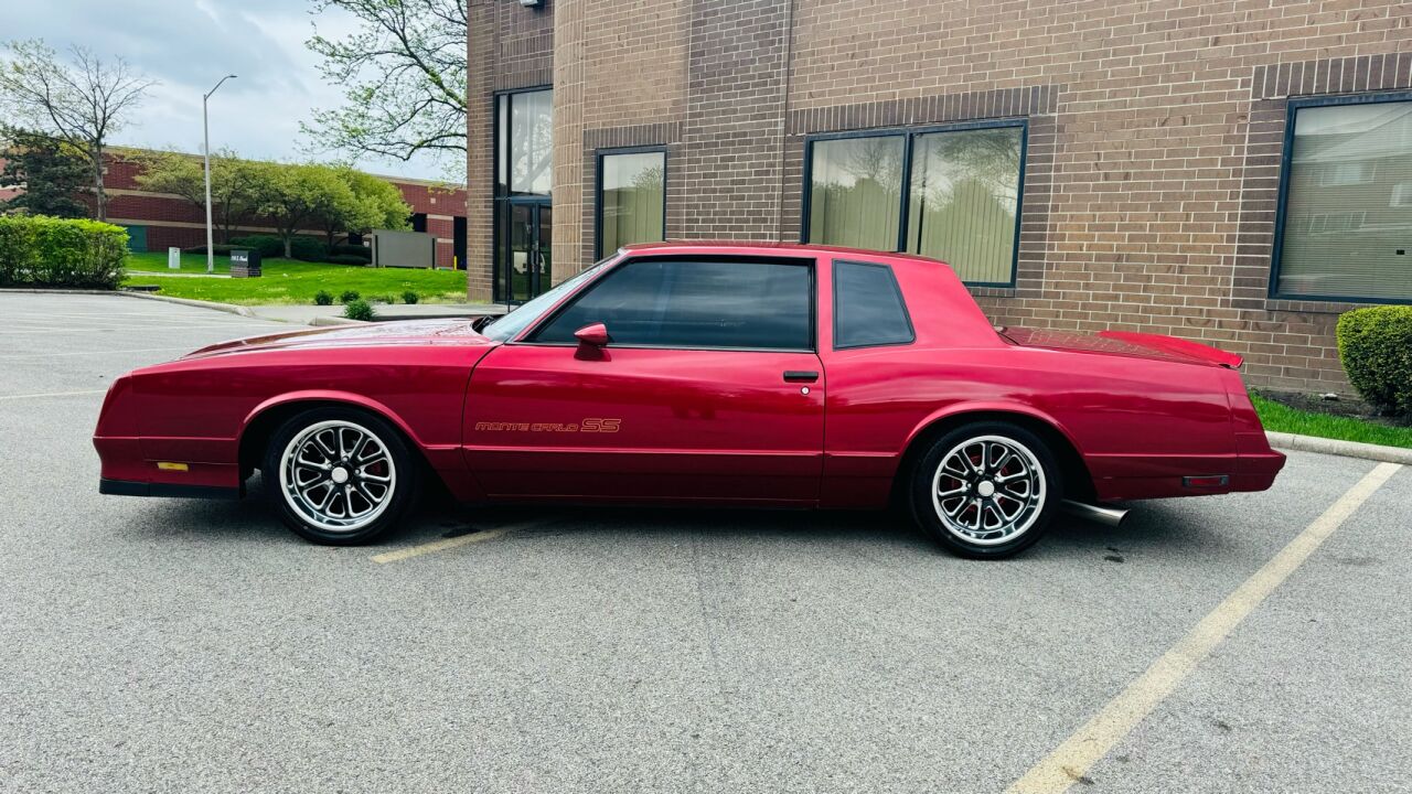 1985 Chevrolet Monte Carlo 32