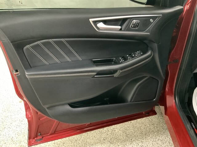 2020 Ford Edge ST