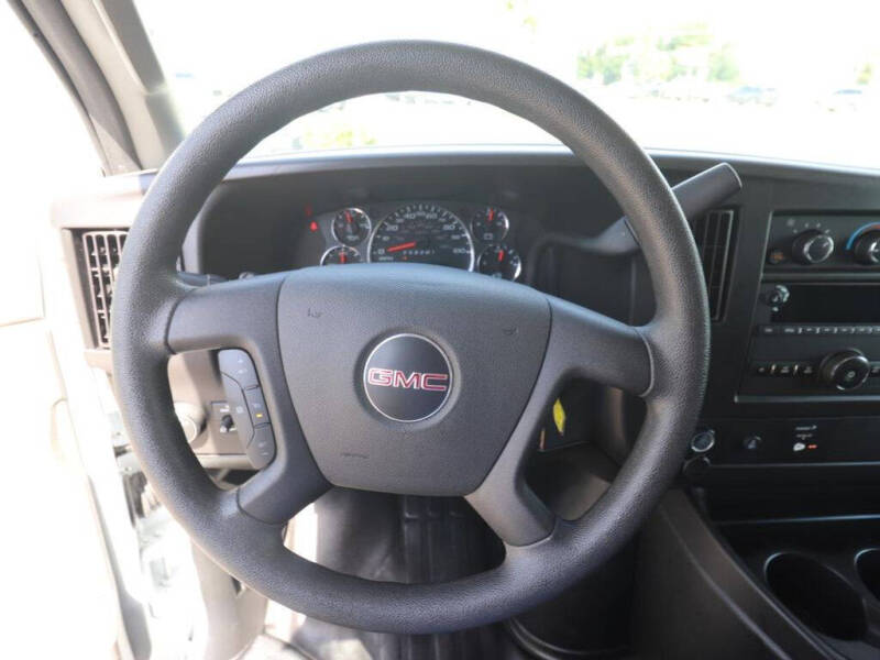 2024 GMC Savana 2500