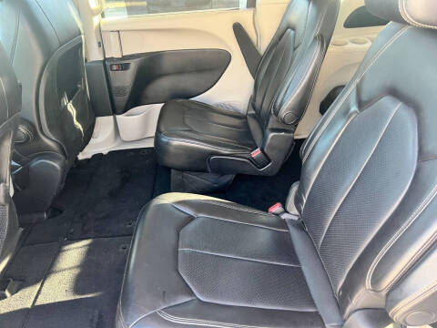 2021 Chrysler Voyager LXi