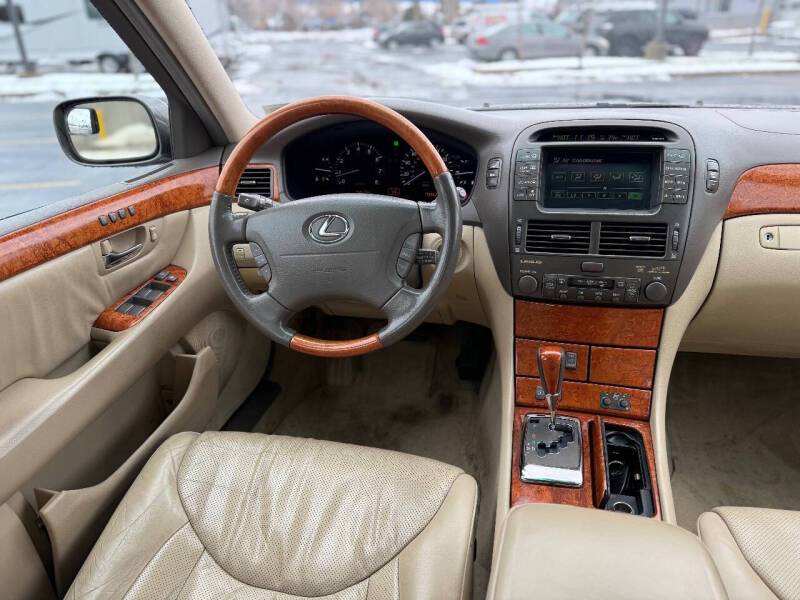 2004 Lexus LS 430
