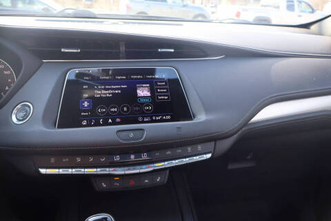 2020 Cadillac XT4 Premium Luxury