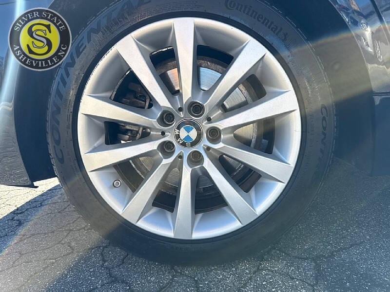 2011 BMW 5 Series 528i