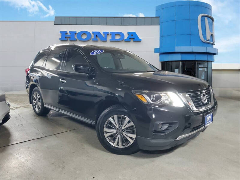 2017 Nissan Pathfinder SV