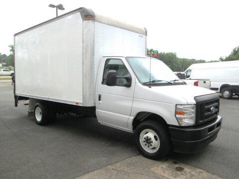2024 Ford E-Series E-350 SD