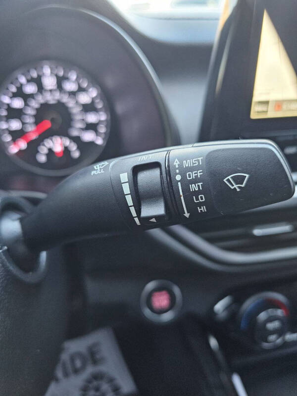 2022 Kia Forte GT Line