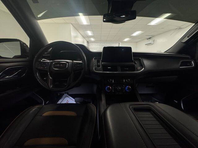 2023 GMC Yukon XL AT4