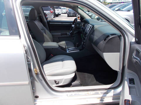 2006 Chrysler 300 C